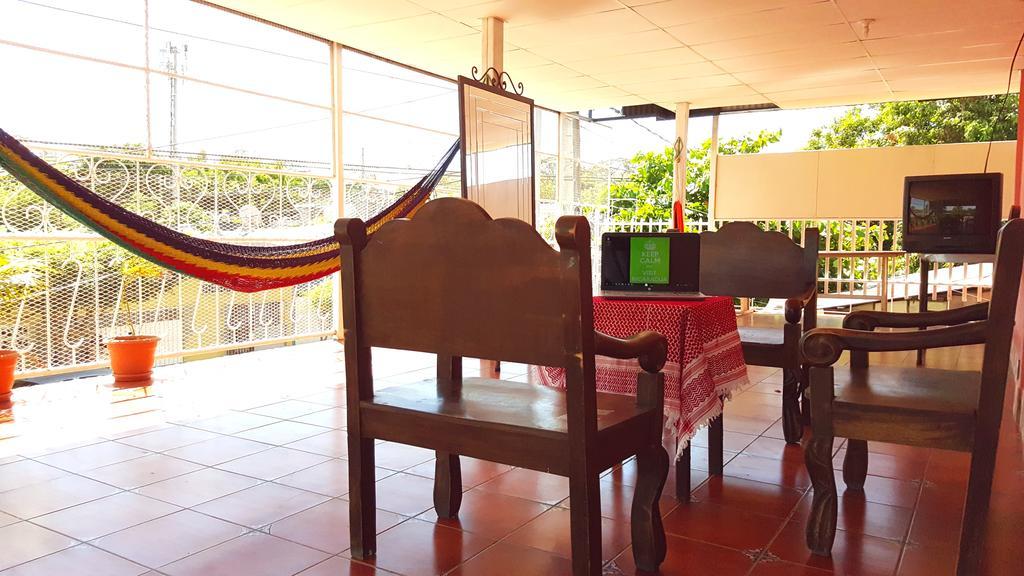 Casa Liz Hotel Managua Buitenkant foto